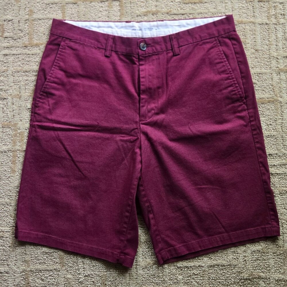 Old Navy Ultimate Slim Built-in Flex Shorts